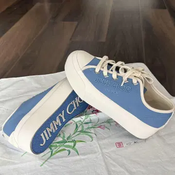 JIMMY CHOO 블루 스니커즈 37cm
