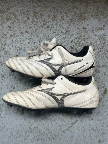 Mizuno 축구화 23cm