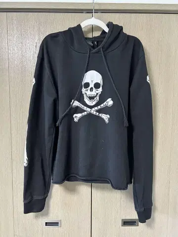 VLONE 후드티 블랙 스컬 크로스본 L