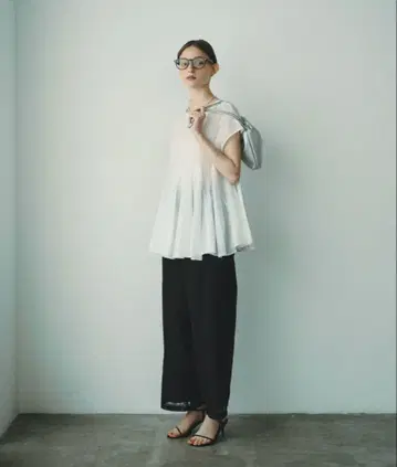 밴드 포함 페플럼 2WAY 블라우스