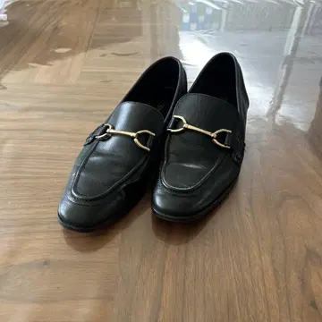 자라 블랙 가죽 로퍼