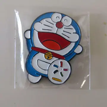 도라에몽 핀 배지 약 5cm