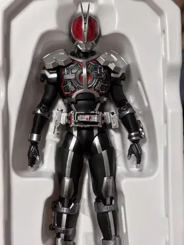 S.H.Figuarts (진골 조각 제법) 가면라이더 파이즈 엑셀 폼