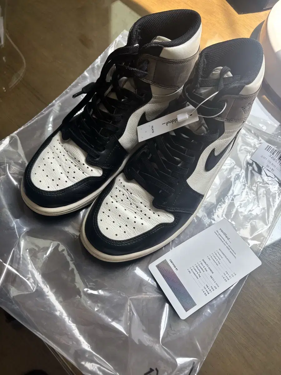 [265] 조던1 하이 OG 다크모카