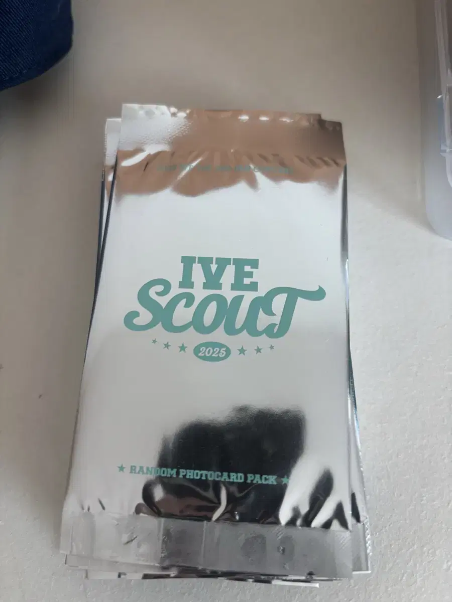 아이브 IVE SCOUT 스카웃 랜덤 포토카드 미개봉 팝니다