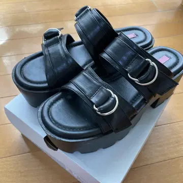 블랙 플랫폼 샌들 M 사이즈