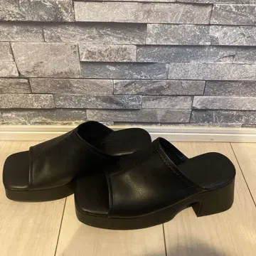 CITEN 통굽 블랙 사보 샌들 23cm