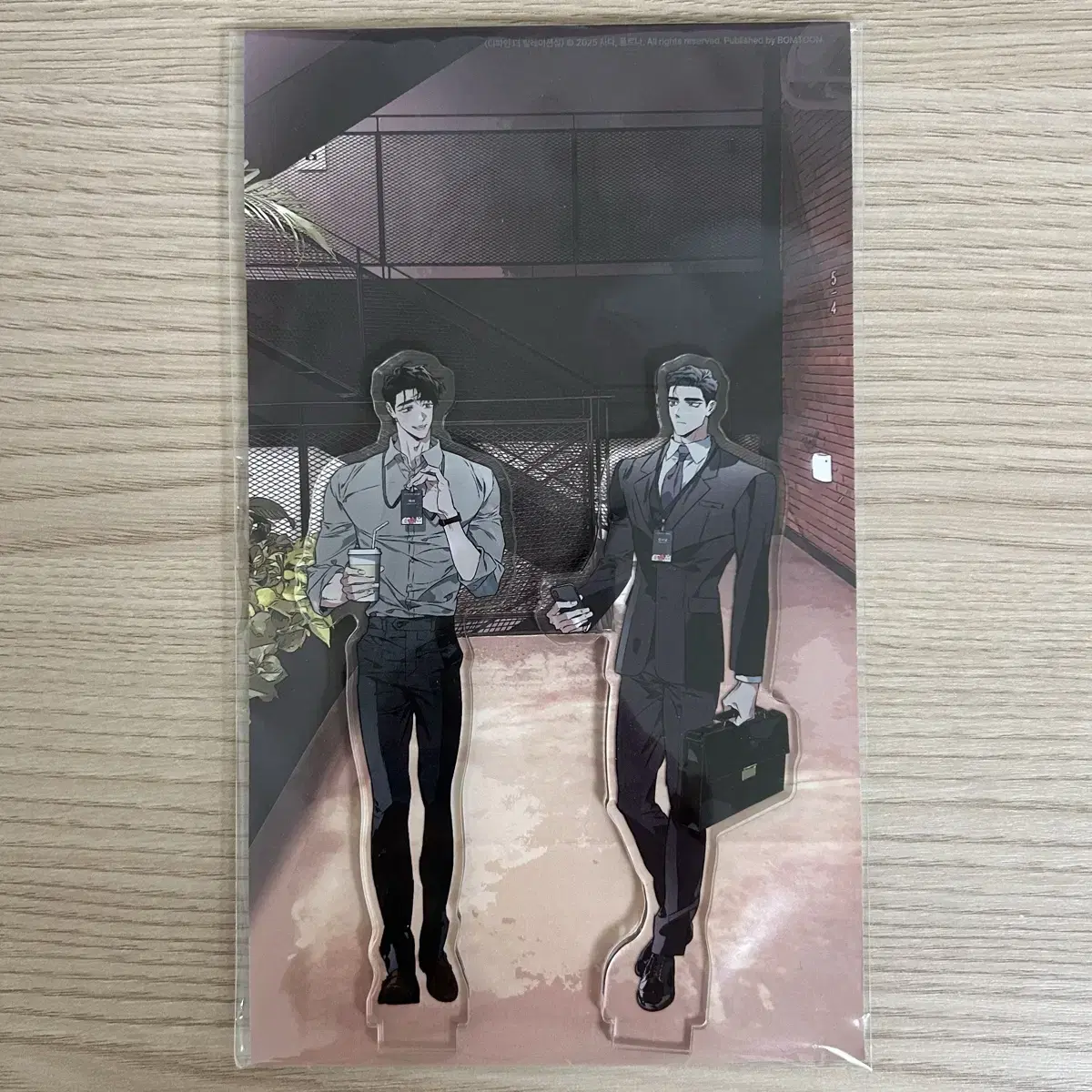 DTR Cafe Lebom Acrylic Stand Ash Lyle Define the Relationship