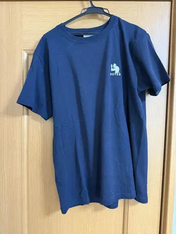 Royds의 티셔츠