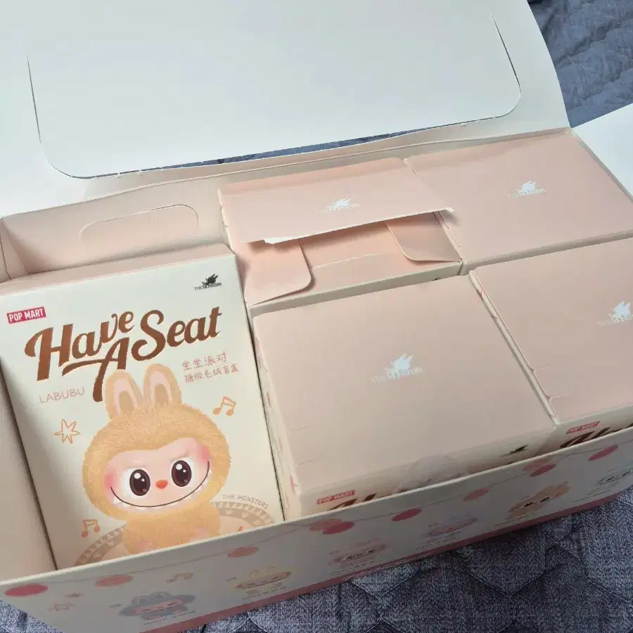 Labubu Let's Play unsealed single item #라부부,#라부부나랑같이놀자 on Bunjang Global  Site., image size:900x900