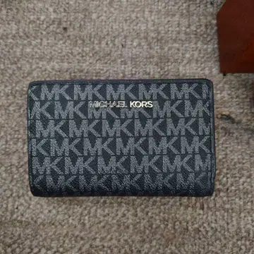 마이클코어스 MICHEAL KORS 접이식 지갑 지갑