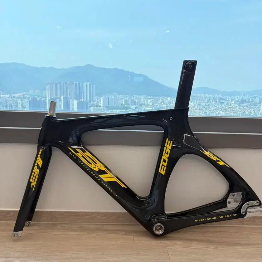BT EDGE トラックフレーム BT EDGE – Bike Technologies