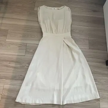 emmi atelier 베이지 슬리브리스 롱 원피스