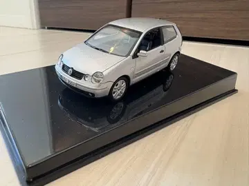 새상품급 레어 AUTO art 폭스바겐 폴로 1/43 실버