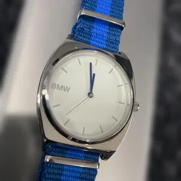 BMW 리스트 워치
