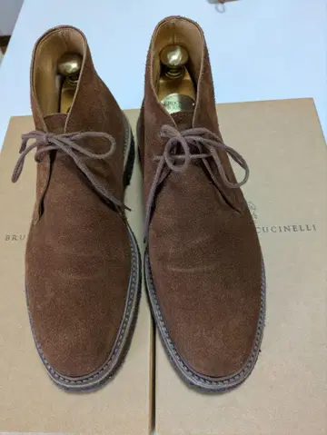 크로켓 앤 존스 영국산