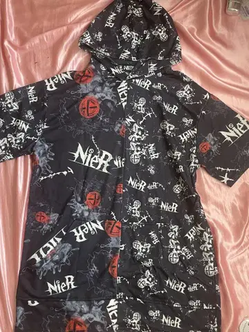 Nier 니어 클로징 후드 부착 숏 슬리브 후드티