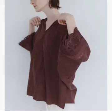 Pheeta 피타 레이스 블라우스