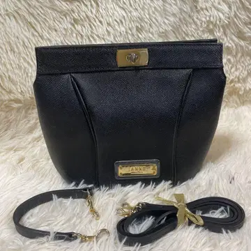 새상품급 IANNE 숄더백 블랙 밀모 가죽