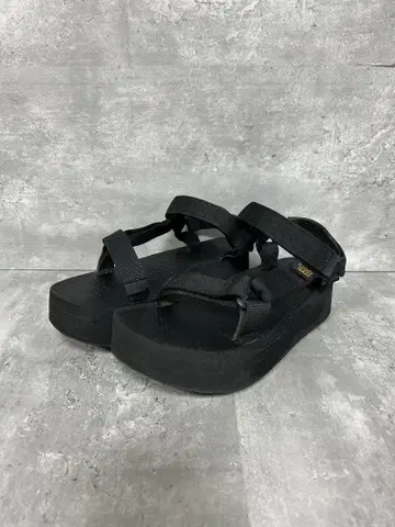 Teva 테바 플랫폼 유니버셜 통굽 샌들 24cm
