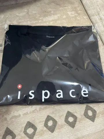 iSpace V넥 티셔츠 블랙
