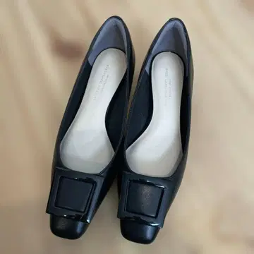 그린 라벨 릴랙싱 펌프스 22.5