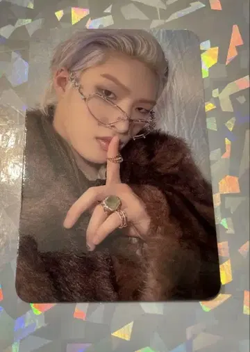 ATEEZ 골든 아워 에버라인 민기 라키드로