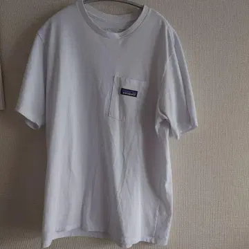 Patagonia 포켓 티셔츠 화이트