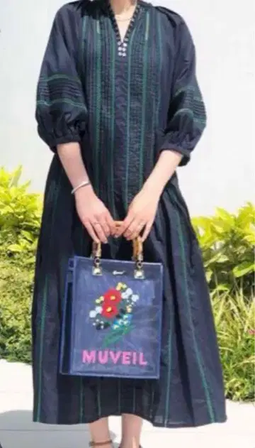 가격 인하 muveil 뮤베르 컬러 스티치 네이비 롱 원피스