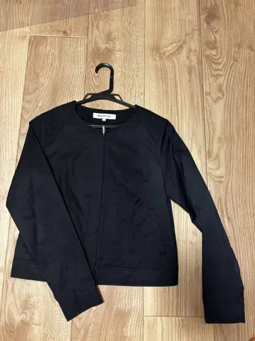 NATURAL BEAUTY BASIC 블랙 자켓 S