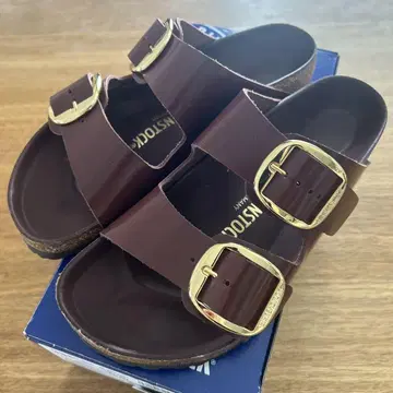 ROKU BIRKENSTOCK 애리조나 샌들