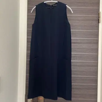 YOKO CHAN 네이비 슬리브리스 원피스