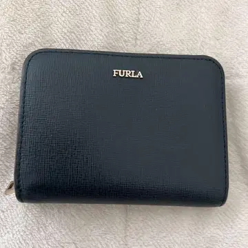 FURLA 네이비 접이식 지갑