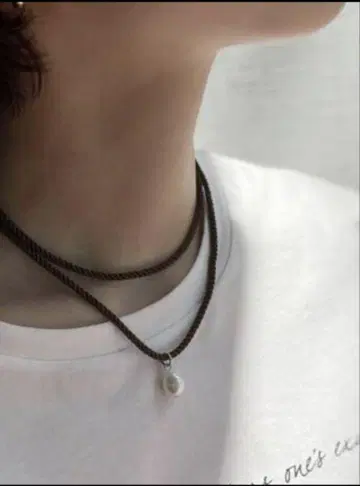 스픽 앤 스팬 목걸이