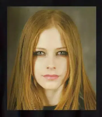 아빌 라빈 Avril Lavigne 티셔츠 아빌 라빈