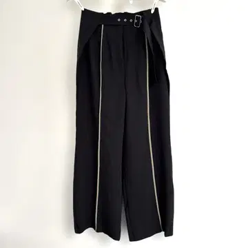 UNITED TOKYO 블랙 팬츠