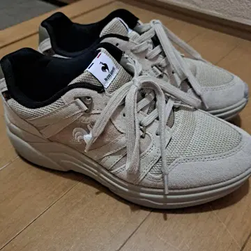 Le Coq Sportif 베이지 스니커즈