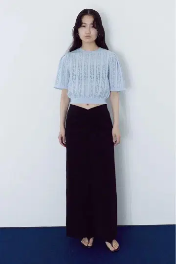 meer. FRONT GATHER TIGHT SKIRT 블랙