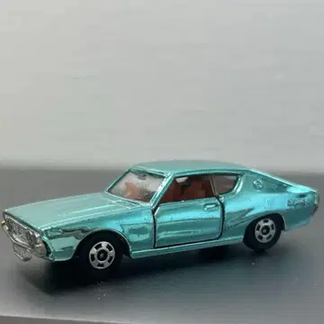 토미카 닛산 스카이라인 2000gt-x 은도금