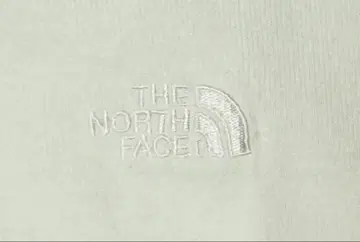 THE NORTH FACE 가슴 자수 화이트 티셔츠