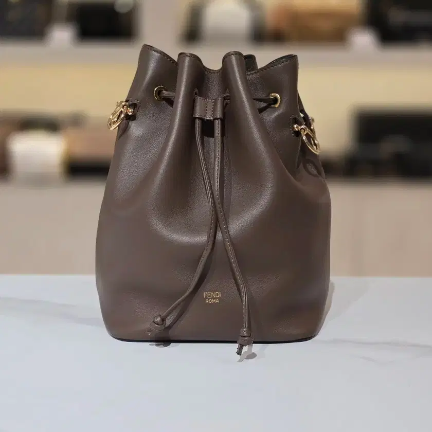 FENDI 펜디 [Luxall] Fendi Mon Tresor Mini Bucket Bag Shoulder