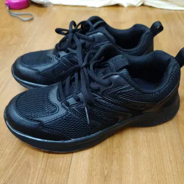 스펄딩 러닝화 발수 24cm 3E used 블랙