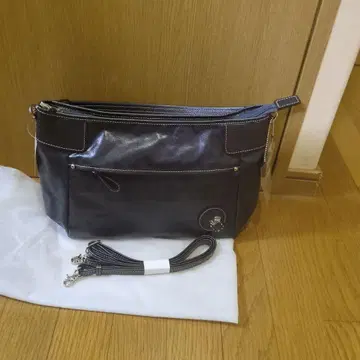 페레보르사의 숄더백