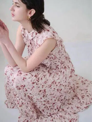 SNIDEL Sustainable 프릴 플리츠 원피스