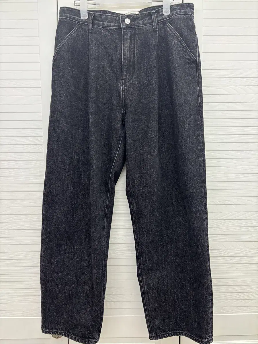 Branded 51024 One-Tuck Wide Denim