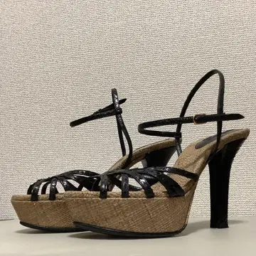 돌체&가파르나 샌들