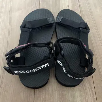 RODEO CROWNS 블랙 스포츠 샌들