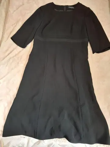 LILYBURN 도쿄 소와르 블랙 포멀 원피스 15호