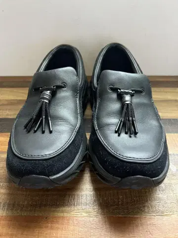 Hoka 스피도 로퍼