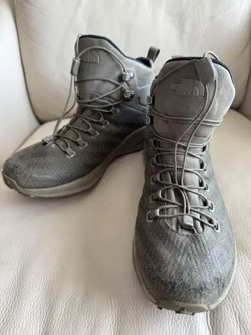 THE NORTH FACE 트레킹 슈즈 카키 27cm